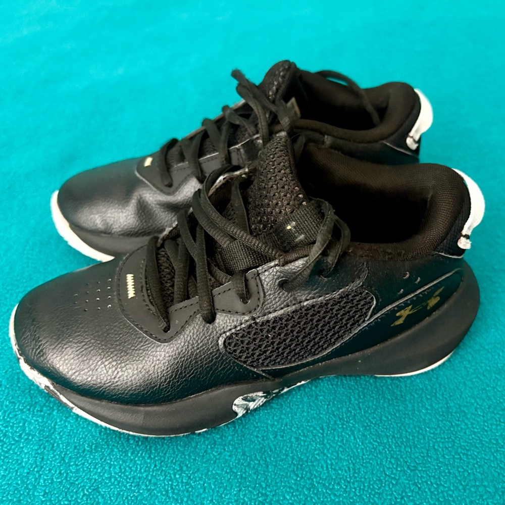 Under Armour Basketball Shoes